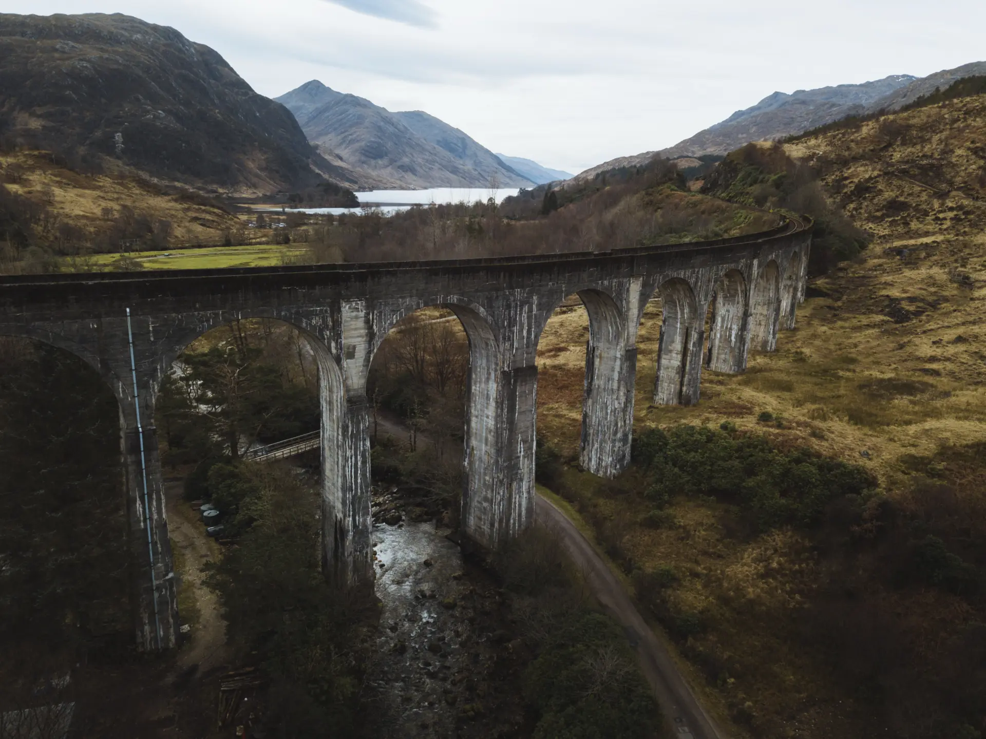 Famous railway in scotland glenfinnan hogwarts